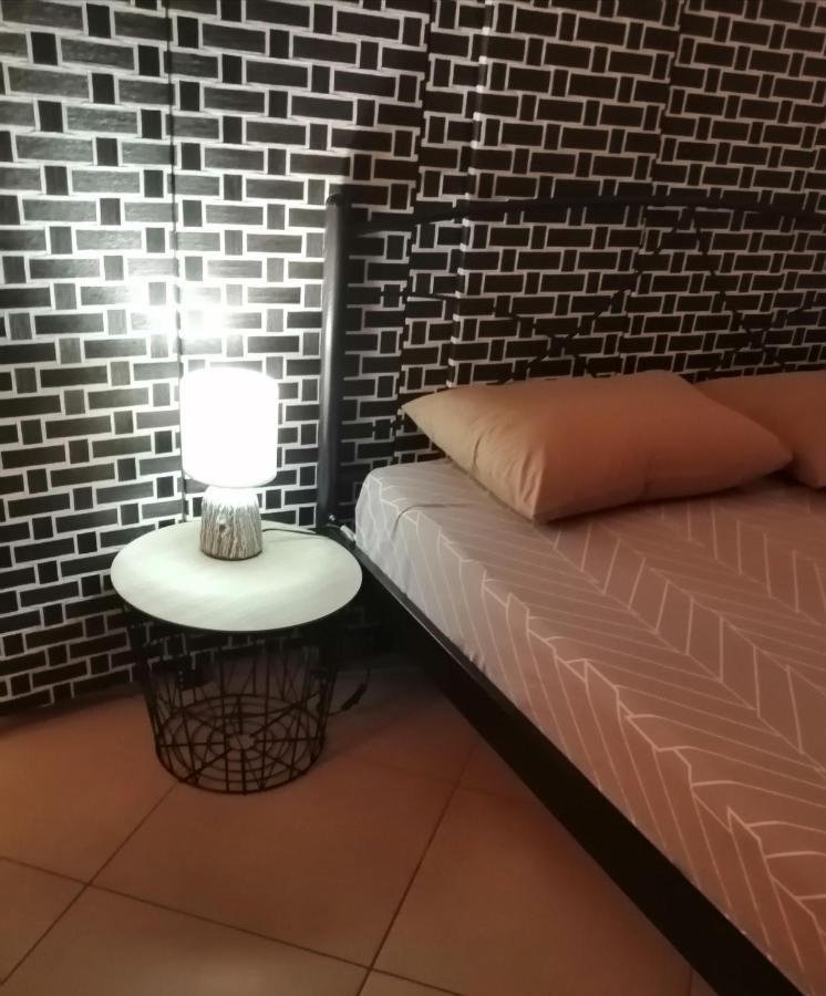 Rania S Studio Volos Bagian luar foto